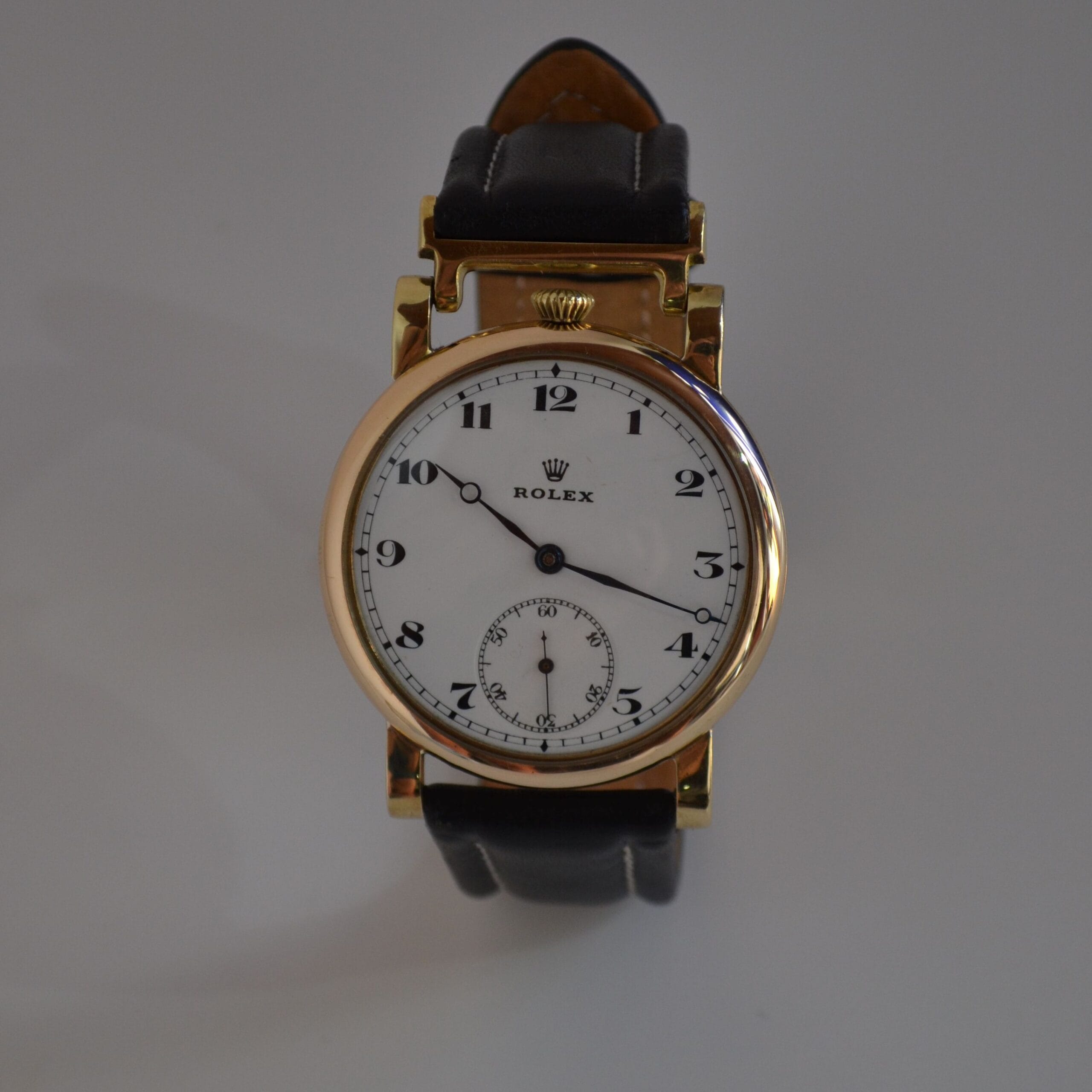 45mm Vintage Rolex Military Watch – Gold-Plated, Porcelain Dial, Semi-Hermetic Case