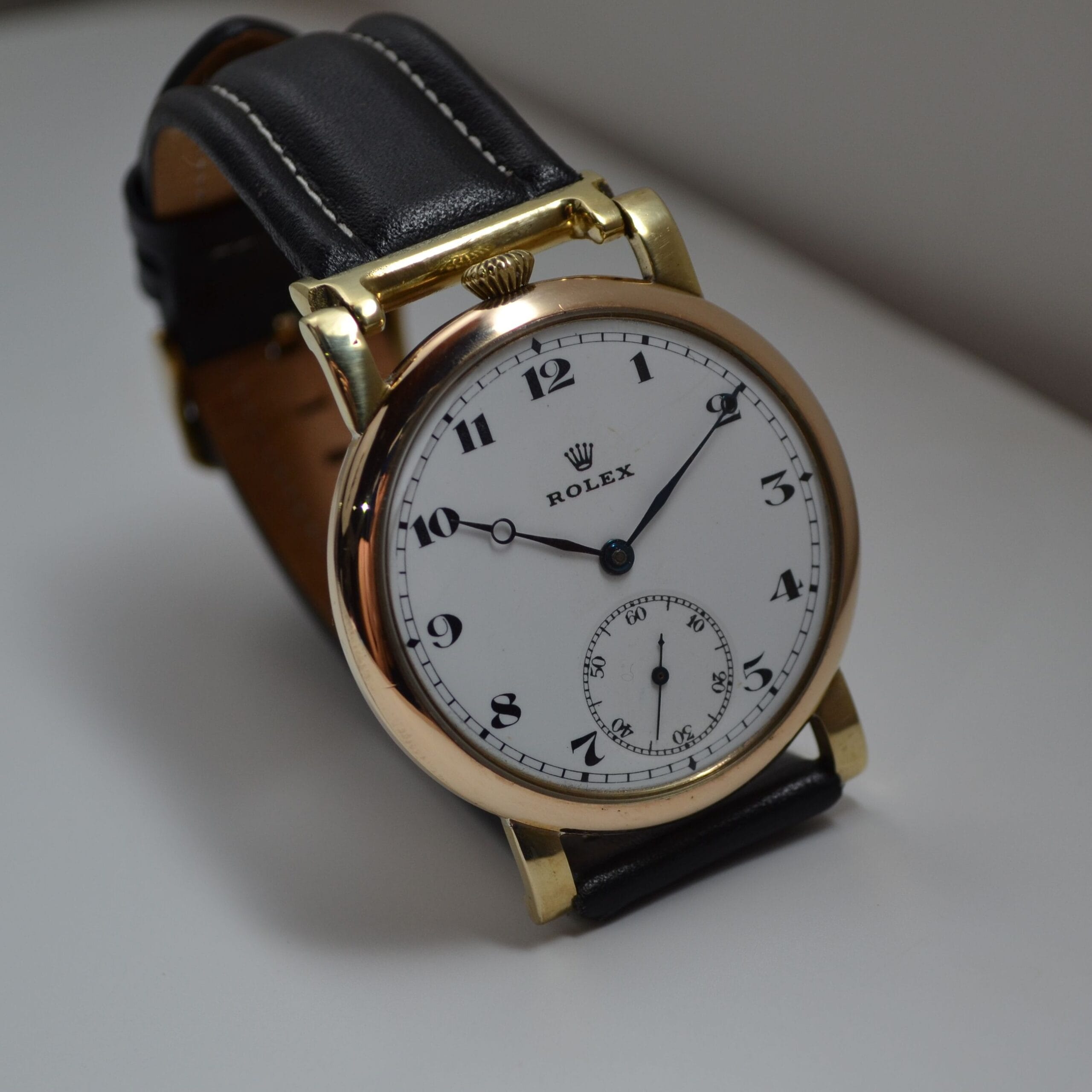 45mm Vintage Rolex Military Watch – Gold-Plated, Porcelain Dial, Semi-Hermetic Case photo 4
