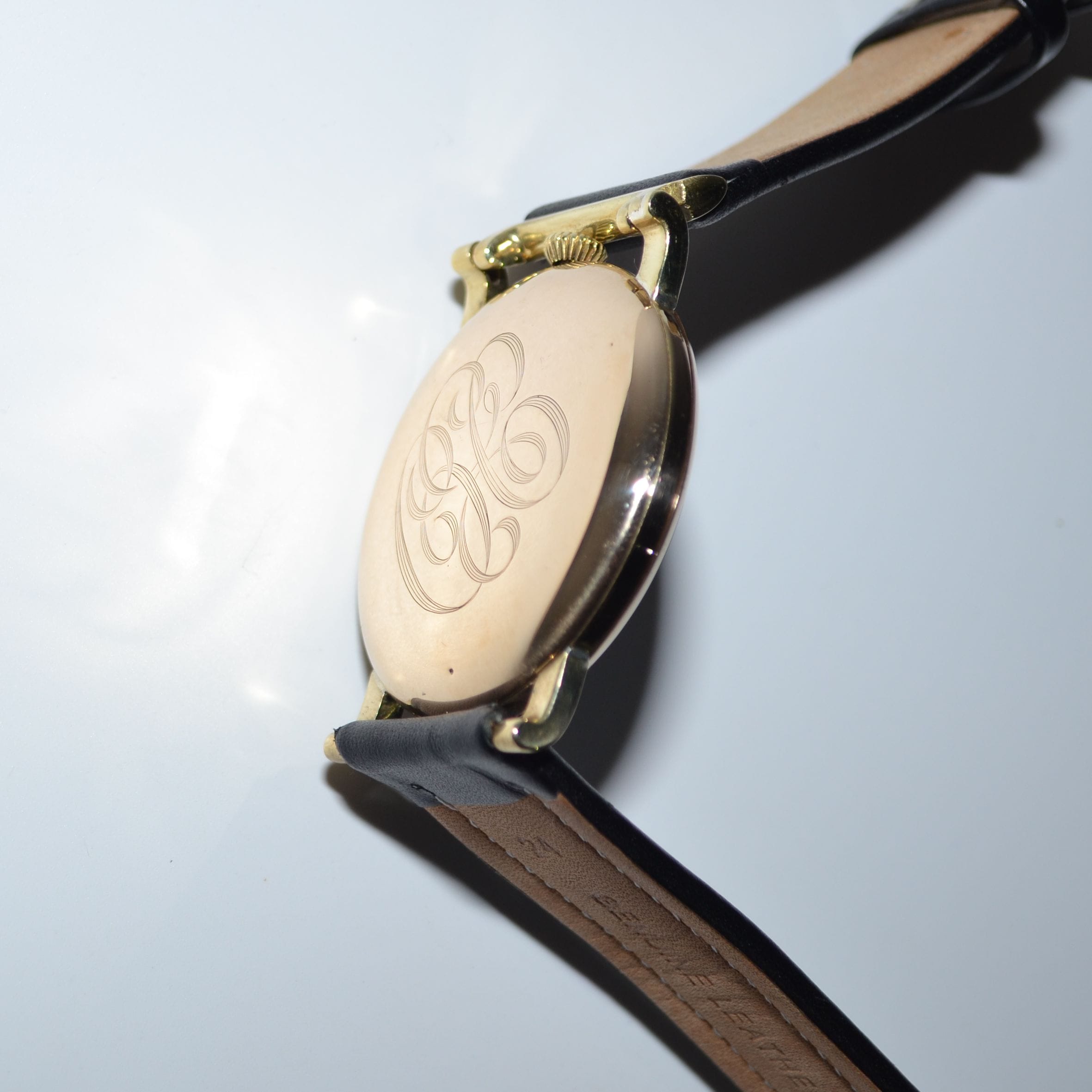 45mm Vintage Rolex Military Watch – Gold-Plated, Porcelain Dial, Semi-Hermetic Case photo 7