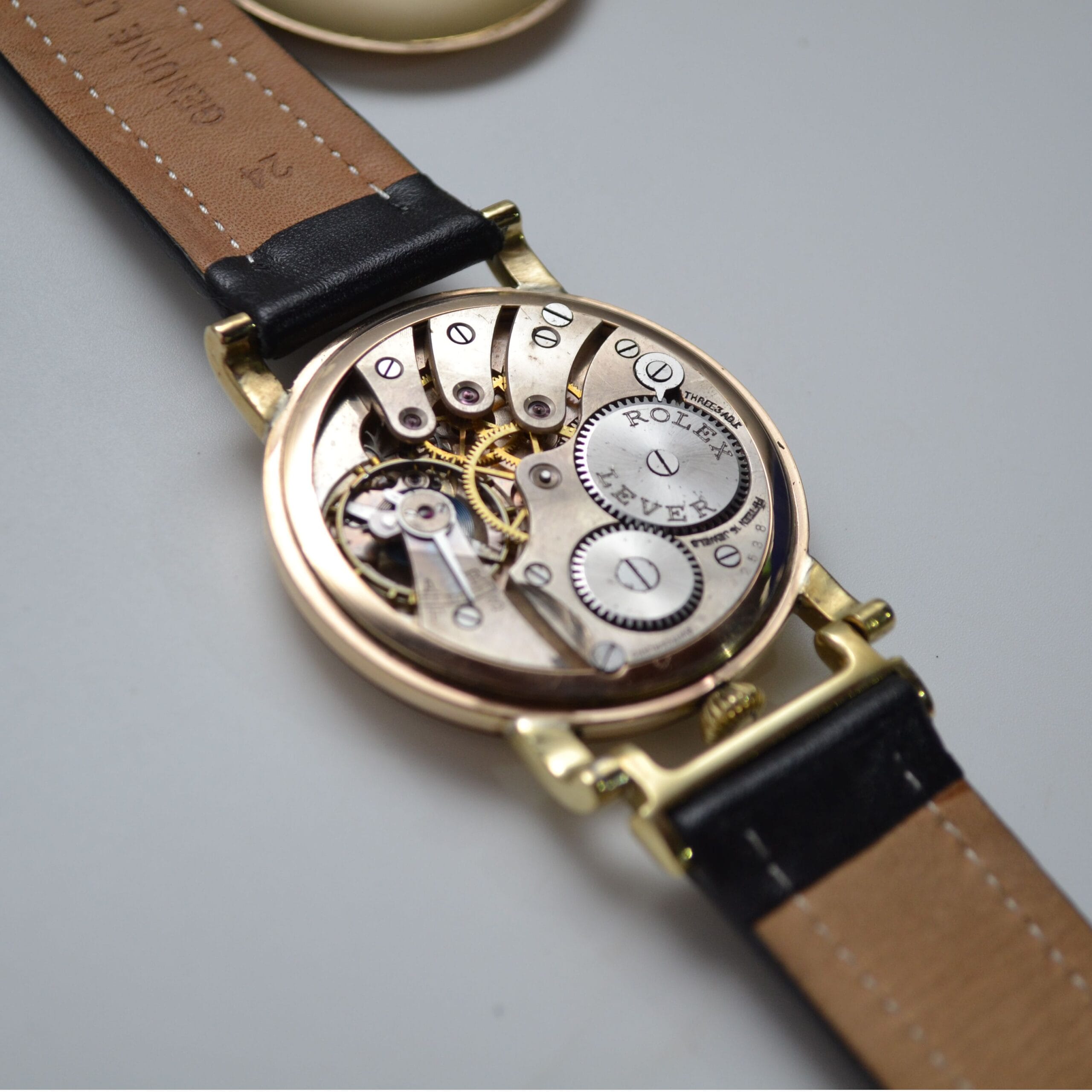 45mm Vintage Rolex Military Watch – Gold-Plated, Porcelain Dial, Semi-Hermetic Case photo 9