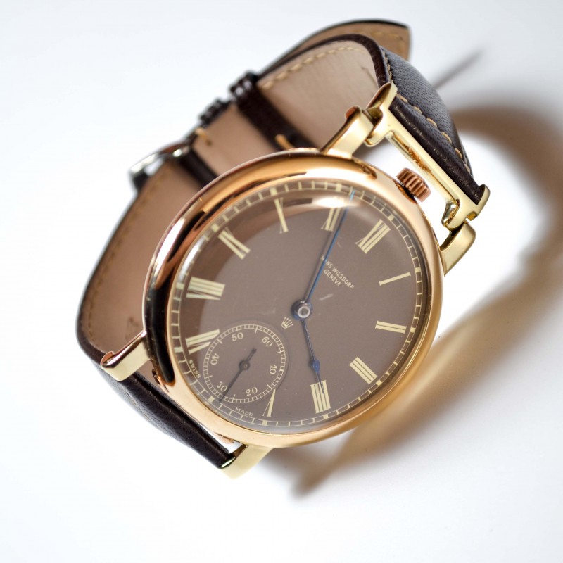 46mm Rolex Wilsdorf solid gold antique mens watch military bubble back vintage collectible timepiece