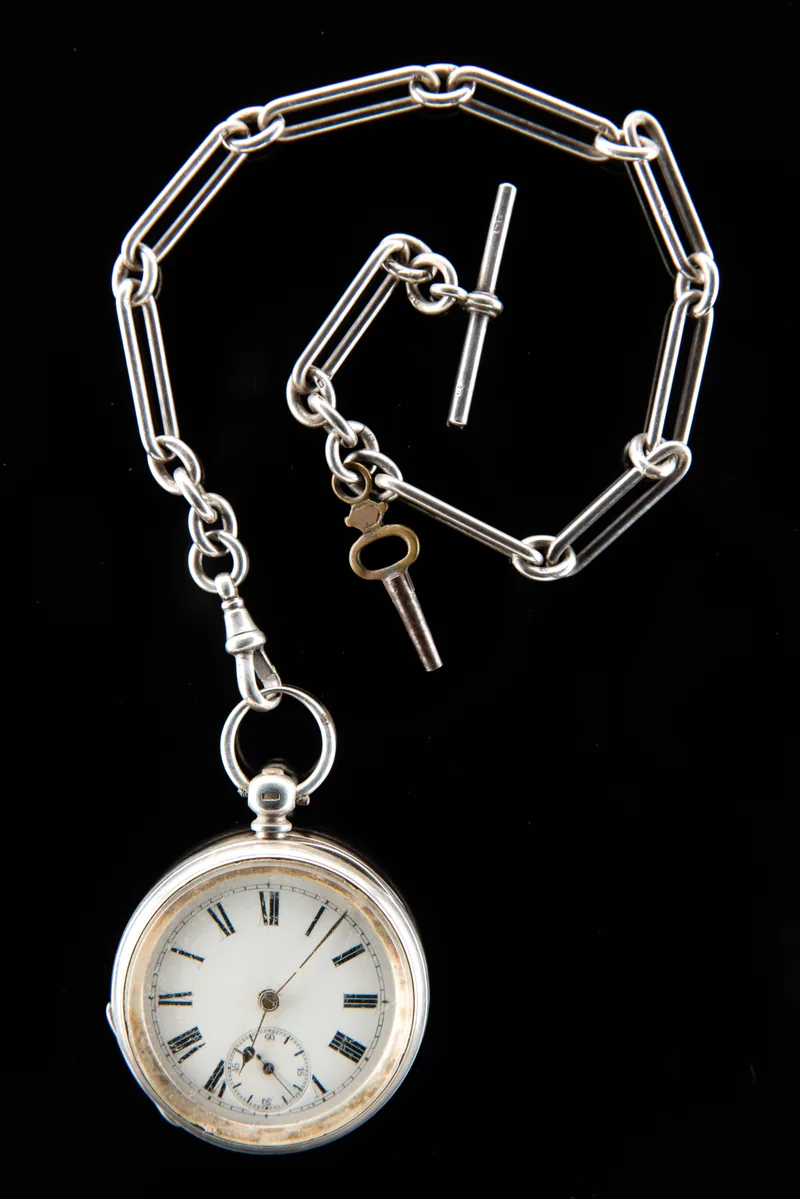pocket watch — Silver open faced pocket watch with chain and key, ¾ plate cylinder escapement p