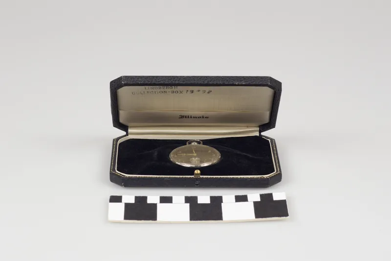 Illinois 16s pocket watch — This Illinois Watch Company pocket watch was given to Charles A. Lindbergh in a